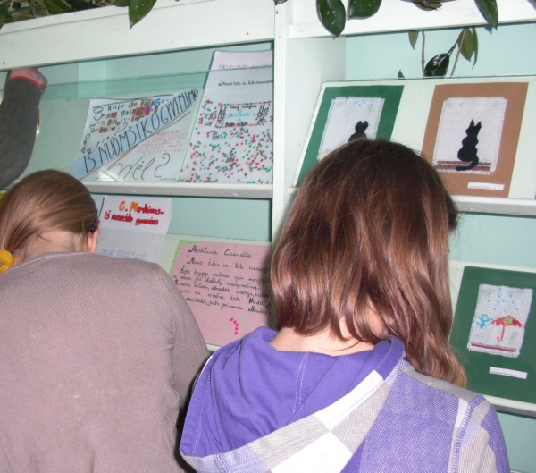 Renkame Metų knygą