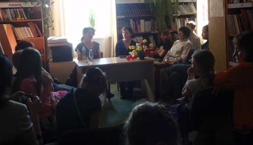 Rašytoja Renata Šerelytė susitiko su skaitytojais Vilniaus Justiniškių bibliotekoje