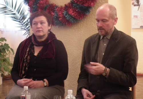 Rašytoja Giedra Radvilavičiūtė ir literatūros kritikas Laimantas Jonušys. Nuotr. autorės