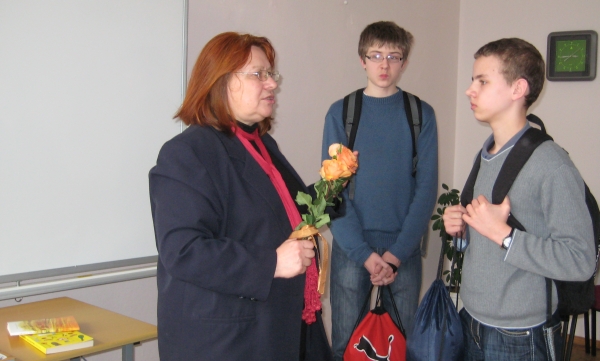 Susitikimas su rašytoja Gintare Adomaityte Vilniaus Karaliaus Mindaugo vidurinėje mokykloje