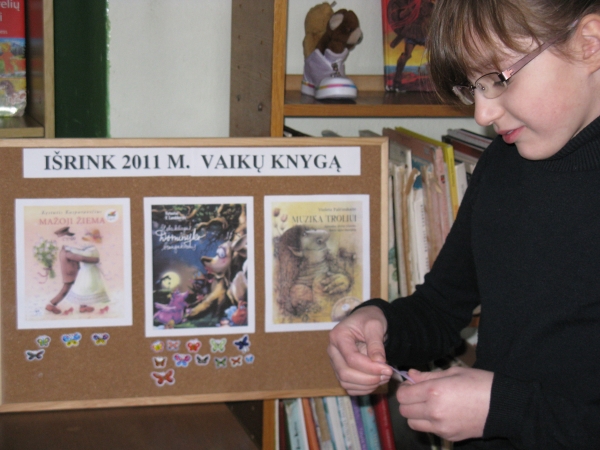 Jaunieji vabalninkiečiai rinko Metų knygą