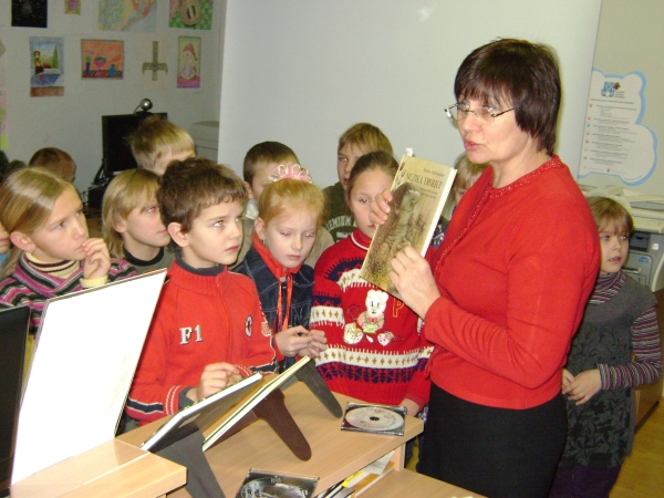 Pumpėnų mokykloje – didelis susidomėjimas knygomis