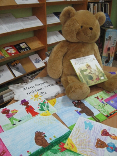 Parodėlė bibliotekoje