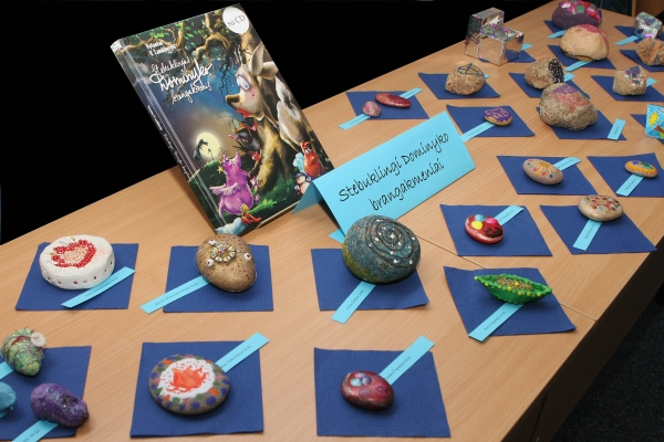 Penktokai stengėsi įsivaizduoti iš kosmoso pargabentą brangakmenį