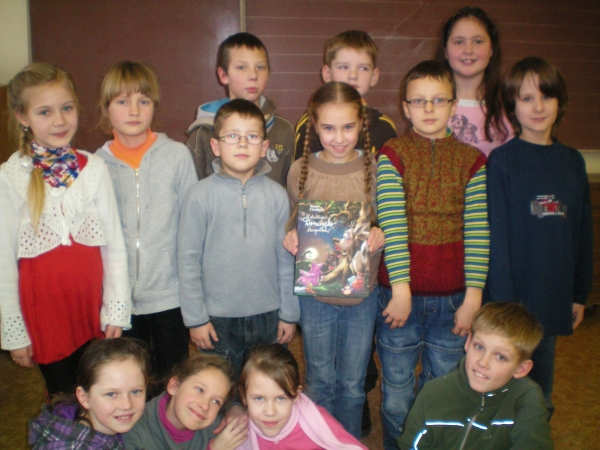 Vaikų kategorijoje nugalėjo V.V. Lansbergio knyga „Stebuklingas Dominyko brangakmenis“