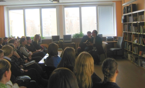 Susitikimas su Rolandu Rastausku ir Rimantu Kmita. Nuotr. gimnazijos