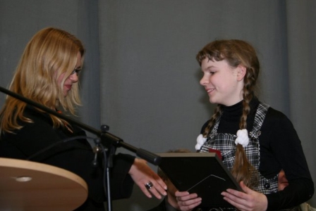 Dalė Miknevičiūtė - 2008-ųjų Metų skaitytoja. Nuotr. Astos Plechavičiūtės