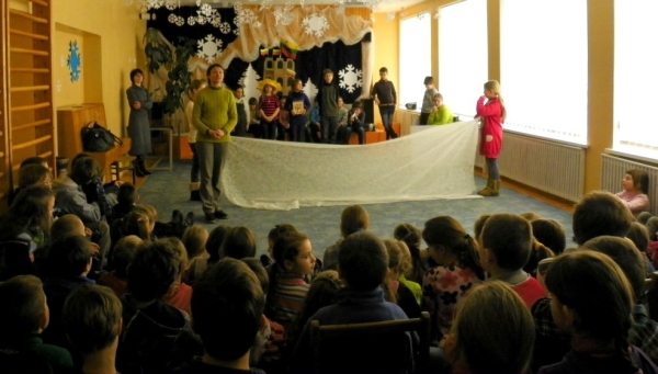 Metų knygos rinkimai Anykščių Jono Biliūno gimnazijos bibliotekoje