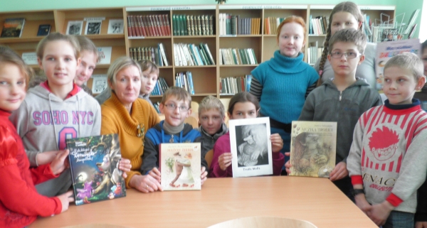 Lapkričio, gruodžio ir sausio mėnesiais bibliotekoje buvo pristatomos knygos: vyko garsiniai skaitymai, knygų aptarimai