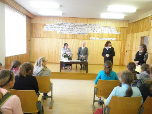 Į susitikimą su rašytoja atėjo jos kūrybos gerbėjai