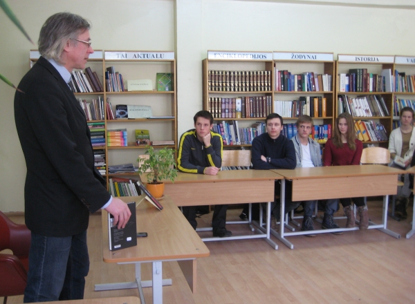 Susitikimas su rašytoju Alvydu Šlepiku